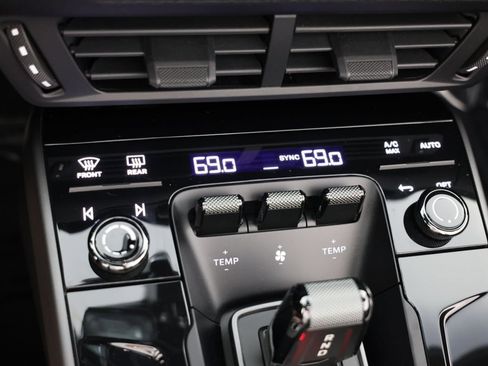 Used 2026 Porsche 911 Carrera image 27