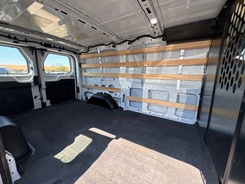 Used 2025 Ford Transit 250 Low Roof w/ Exterior Upgrade Package RWD image 6