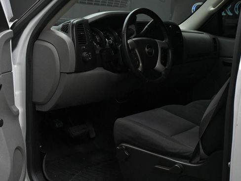 Used 2013 Chevrolet Silverado 3500 W/T RWD image 12