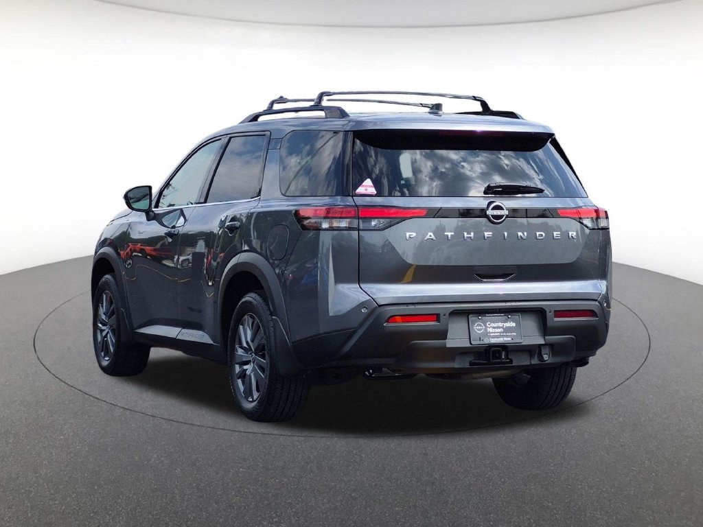 Used 2025 Nissan Pathfinder SV w/ SV Premium Package FWD image 7