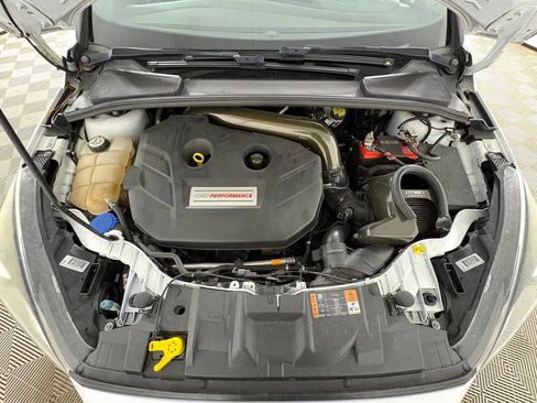 Used 2017 Ford Focus RS AWD/4WD image 33