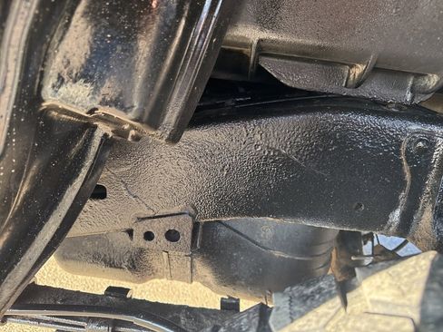 Used 2017 Toyota Tacoma SR5 w/ SR5 Appearance Package (SM) image 10