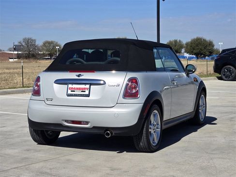 Used 2015 MINI Cooper Convertible image 5