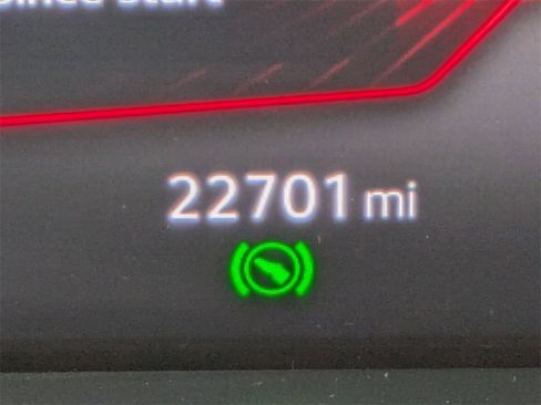 Used 2022 Volkswagen Tiguan SE R-Line image 21