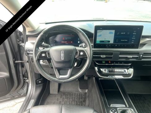 Certified 2023 Lincoln Corsair Reserve w/ Equipment Group 201A AWD/4WD image 16