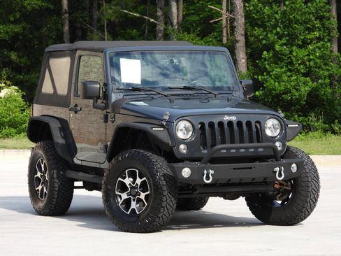Used 2017 Jeep Wrangler Sport S AWD/4WD image 20