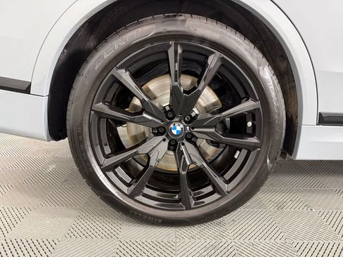 Used 2026 BMW X7 M60i AWD/4WD image 13