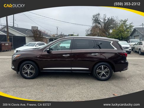 Used 2019 INFINITI QX60 Luxe w/ Essential Package image 8