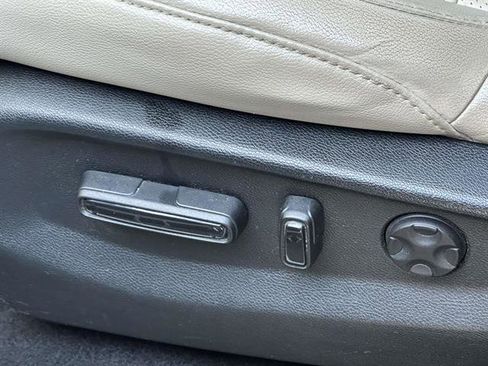 Used 2017 Honda CR-V EX-L image 13