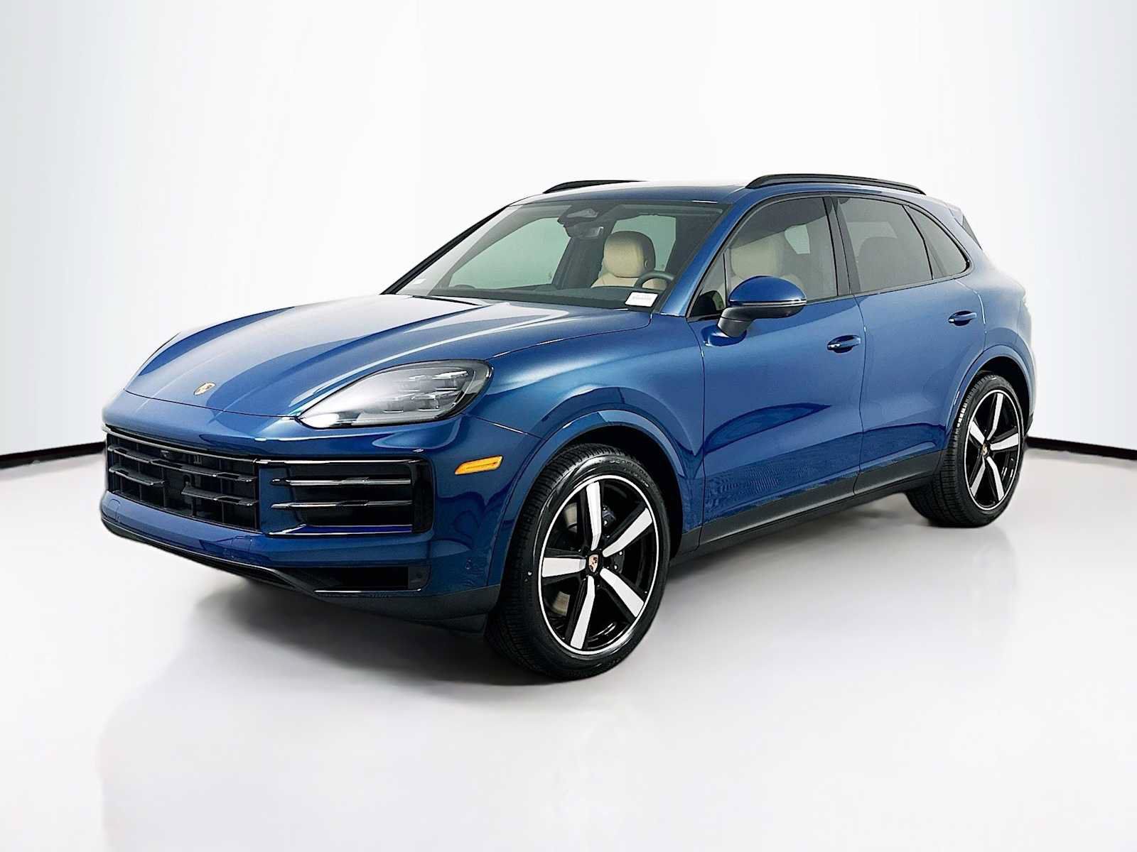 Used 2026 Porsche Cayenne AWD/4WD image 1