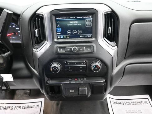 Used 2019 Chevrolet Silverado 1500 Custom w/ Custom Value Package AWD/4WD image 15