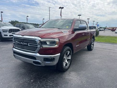 Used 2024 RAM 1500 Laramie AWD/4WD image 4