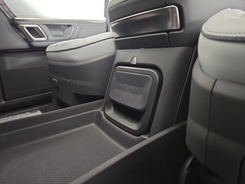 Used 2023 Rivian R1T Adventure image 31