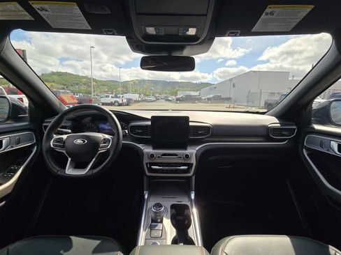Used 2023 Ford Explorer Timberline w/ Timberline Technology Package AWD/4WD image 15