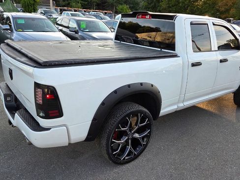 Used 2014 RAM 1500 Express AWD/4WD image 15