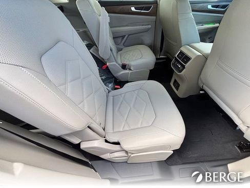 New 2026 Volkswagen Atlas SE image 13