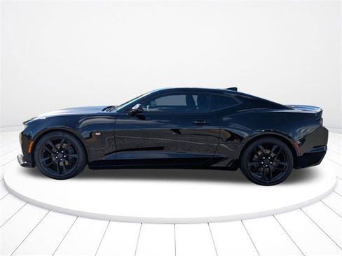 Used 2021 Chevrolet Camaro LT w/ 1LE Track Performance Package image 6