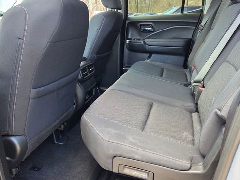 Used 2024 Honda Ridgeline Sport image 13