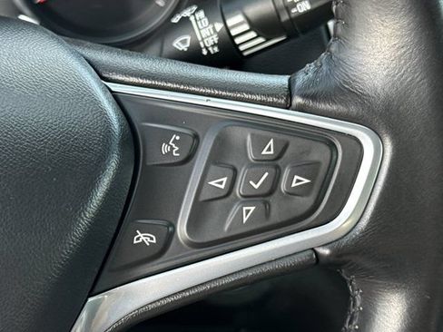 Used 2022 Chevrolet Equinox LT FWD image 20