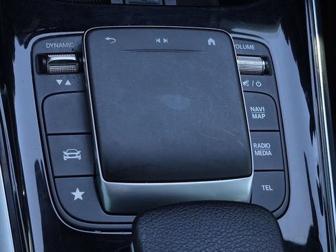 Certified 2021 Mercedes-Benz GLB 250 image 31