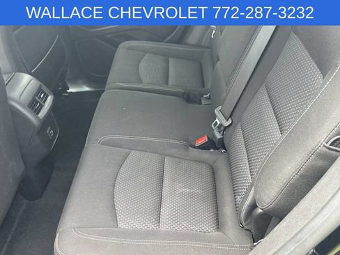 Used 2024 GMC Terrain SLE FWD image 13