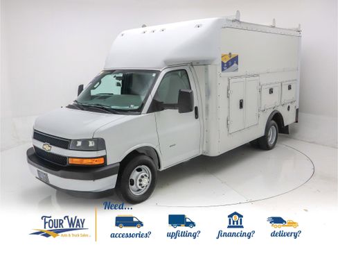 Used 2020 Chevrolet Express 3500 w/ Power Convenience Package image 7
