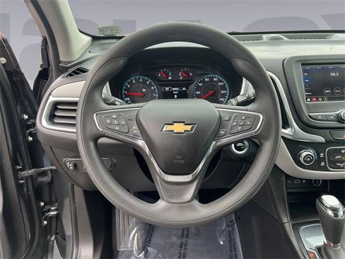 Used 2021 Chevrolet Equinox LS w/ LS Convenience Package image 13