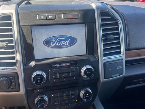 Used 2015 Ford F150 King Ranch w/ Equipment Group 601A Luxury image 11