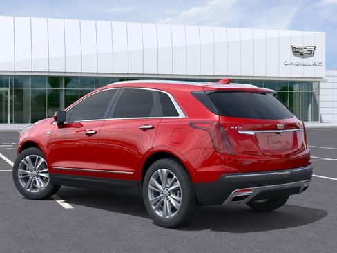 New 2026 Cadillac XT5 Premium Luxury image 3