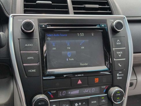 Used 2016 Toyota Camry XLE FWD image 27
