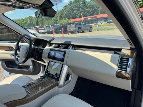 Used 2019 Land Rover Range Rover AWD/4WD image 22