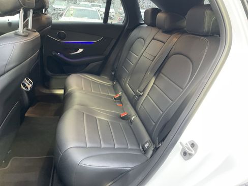 Certified 2022 Mercedes-Benz GLC 300 4MATIC w/ Driver Assistance Package image 40