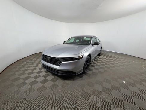 New 2025 Honda Accord SE image 25