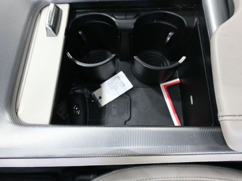 Used 2024 Hyundai Palisade Calligraphy image 41