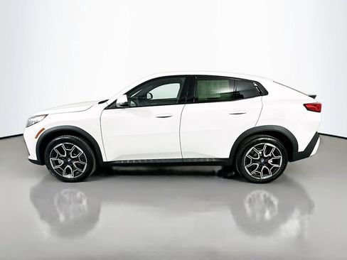 New 2026 BMW X2 xDrive28i w/ Convenience Package image 8