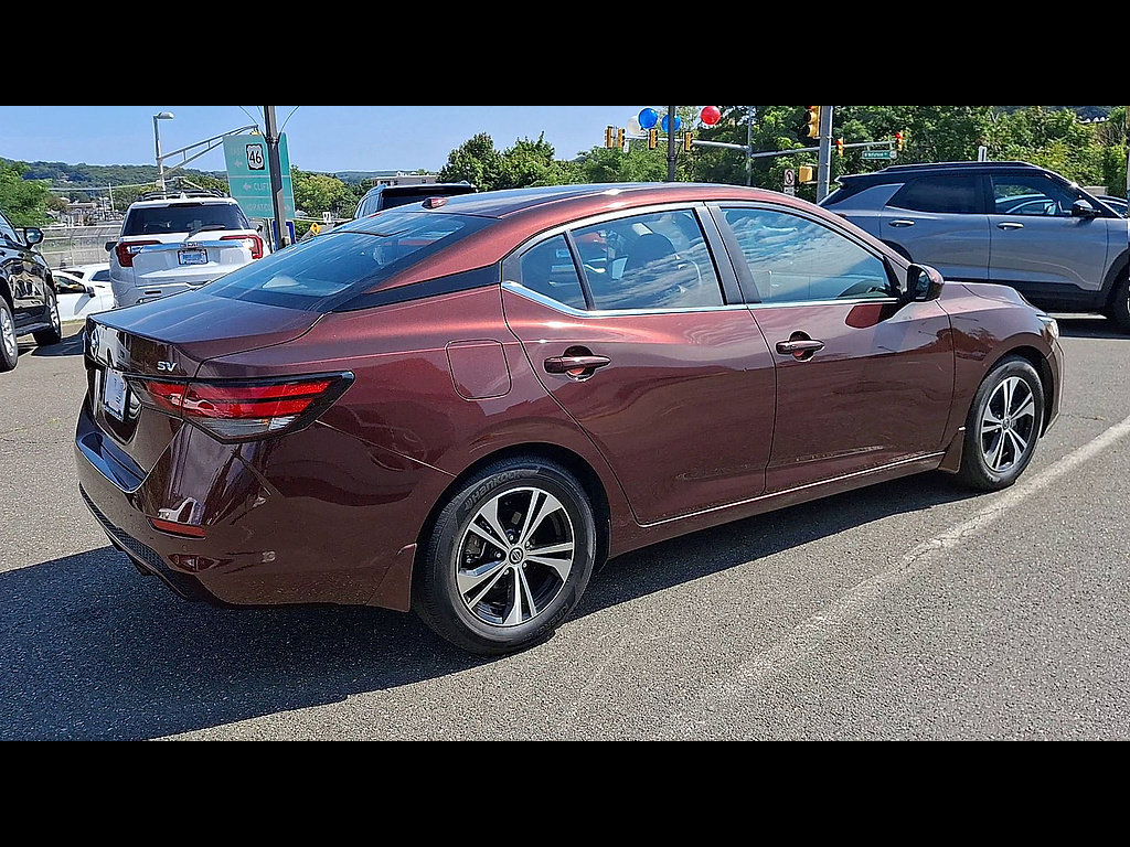 Used 2022 Nissan Sentra SV FWD image 8