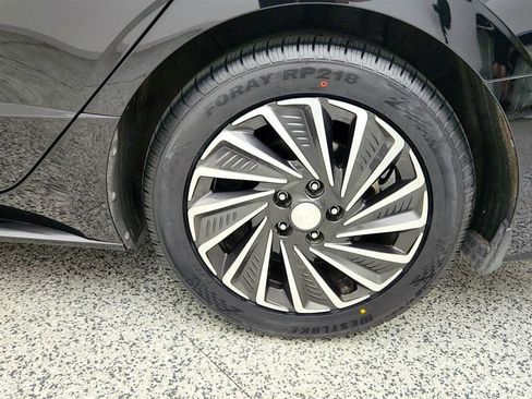 Used 2023 Hyundai Sonata Limited FWD image 9