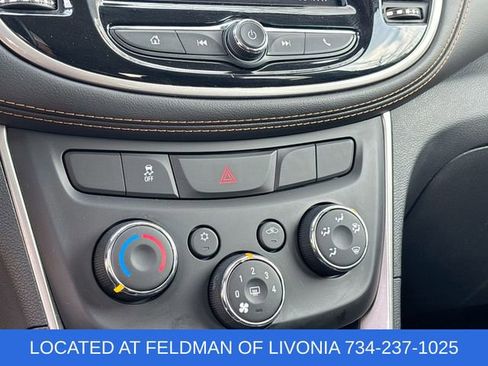 Certified 2020 Chevrolet Trax LT w/ LT Convenience Package AWD/4WD image 17