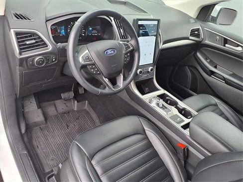 Used 2023 Ford Edge SEL w/ Convenience Package image 19