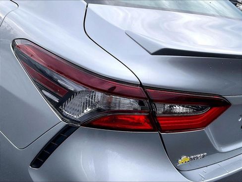 Used 2023 Toyota Camry SE FWD image 31