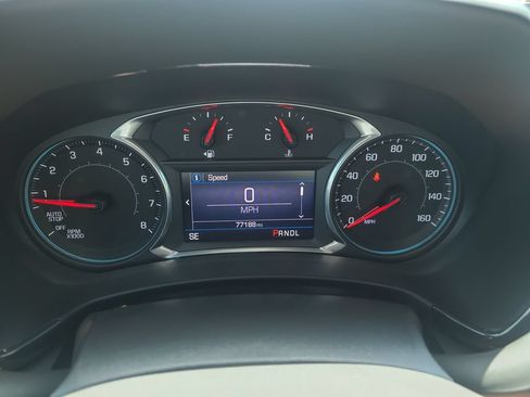 Used 2022 Chevrolet Equinox RS FWD image 30