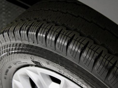 Certified 2024 Ford Transit 250 Low Roof w/ Exterior Upgrade Package image 21