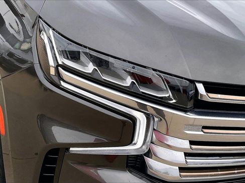 Used 2021 Chevrolet Tahoe High Country w/ Premium Package image 28