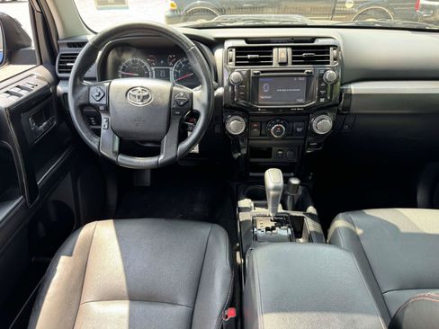 Used 2019 Toyota 4Runner TRD Off-Road Premium AWD/4WD image 11