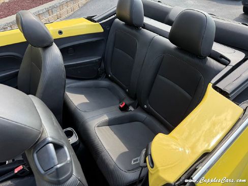 Used 2014 Volkswagen Beetle TDI image 6