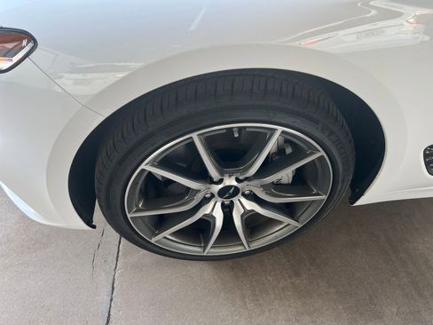 Used 2025 Genesis G70 2.5T image 30