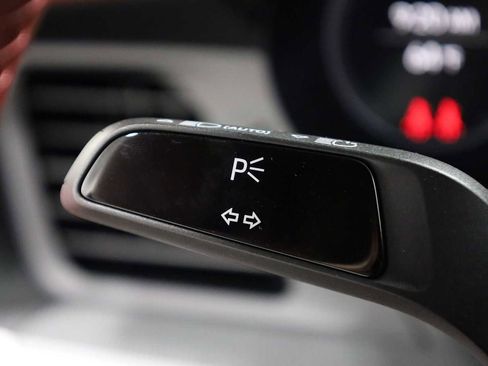 Certified 2024 Porsche 911 Carrera 4S AWD/4WD image 29