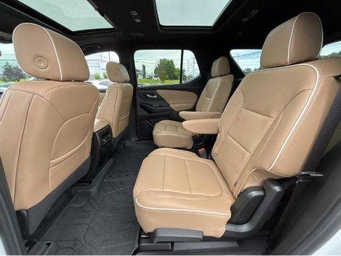 Used 2023 Chevrolet Traverse Premier w/ LPO, Floor Liner Package AWD/4WD image 18