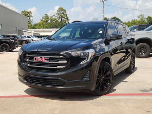 Used 2020 GMC Terrain SLE w/ Driver Convenience Package FWD image 1