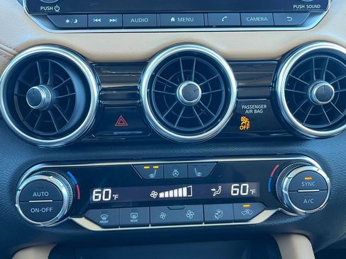 New 2025 Nissan Sentra SV w/ SV Premium Package image 4